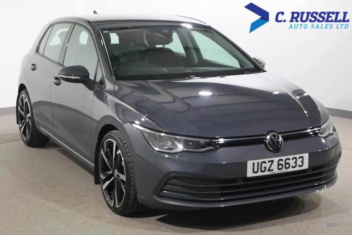 Volkswagen Golf Hatchback - Image 3