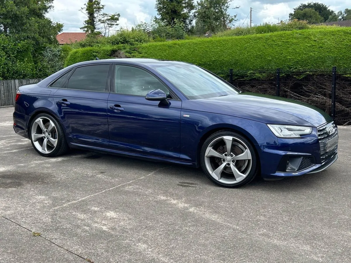Audi A4 Saloon - Image 2