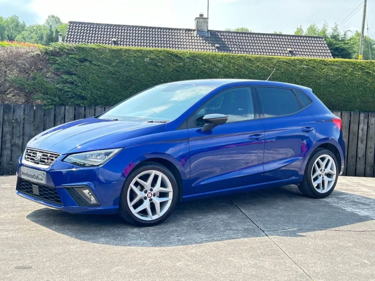 SEAT Ibiza Hatchback - Image 2