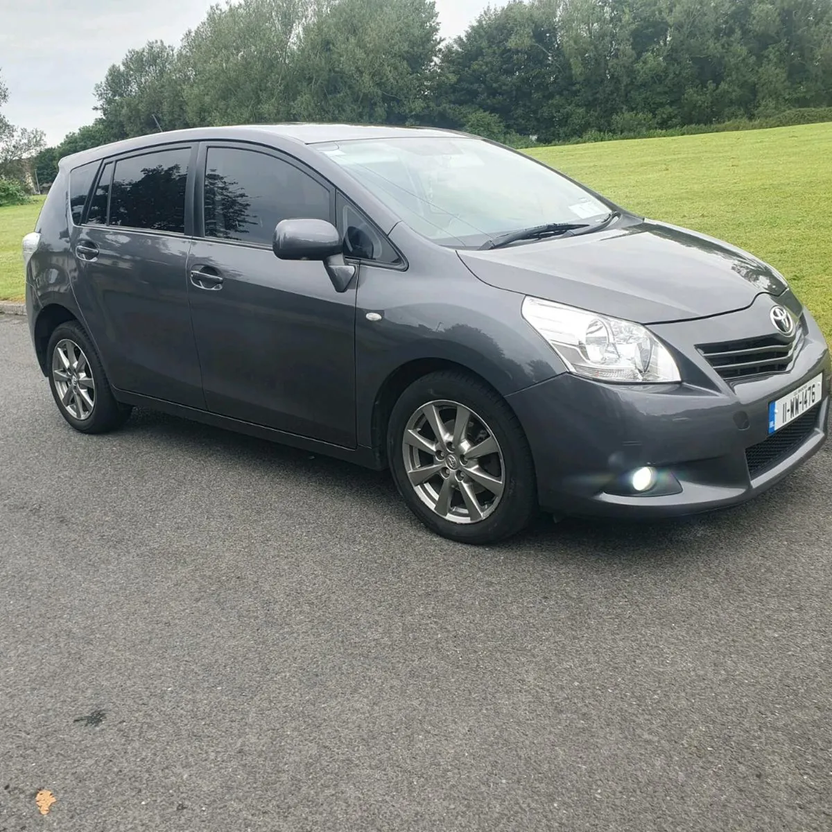 Toyota Verso 2011 – 2.0 D4D Diesel 7 Seater - Image 1