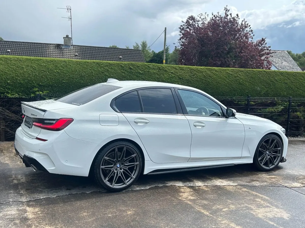 BMW 3 Series Diesel Saloon - Image 4
