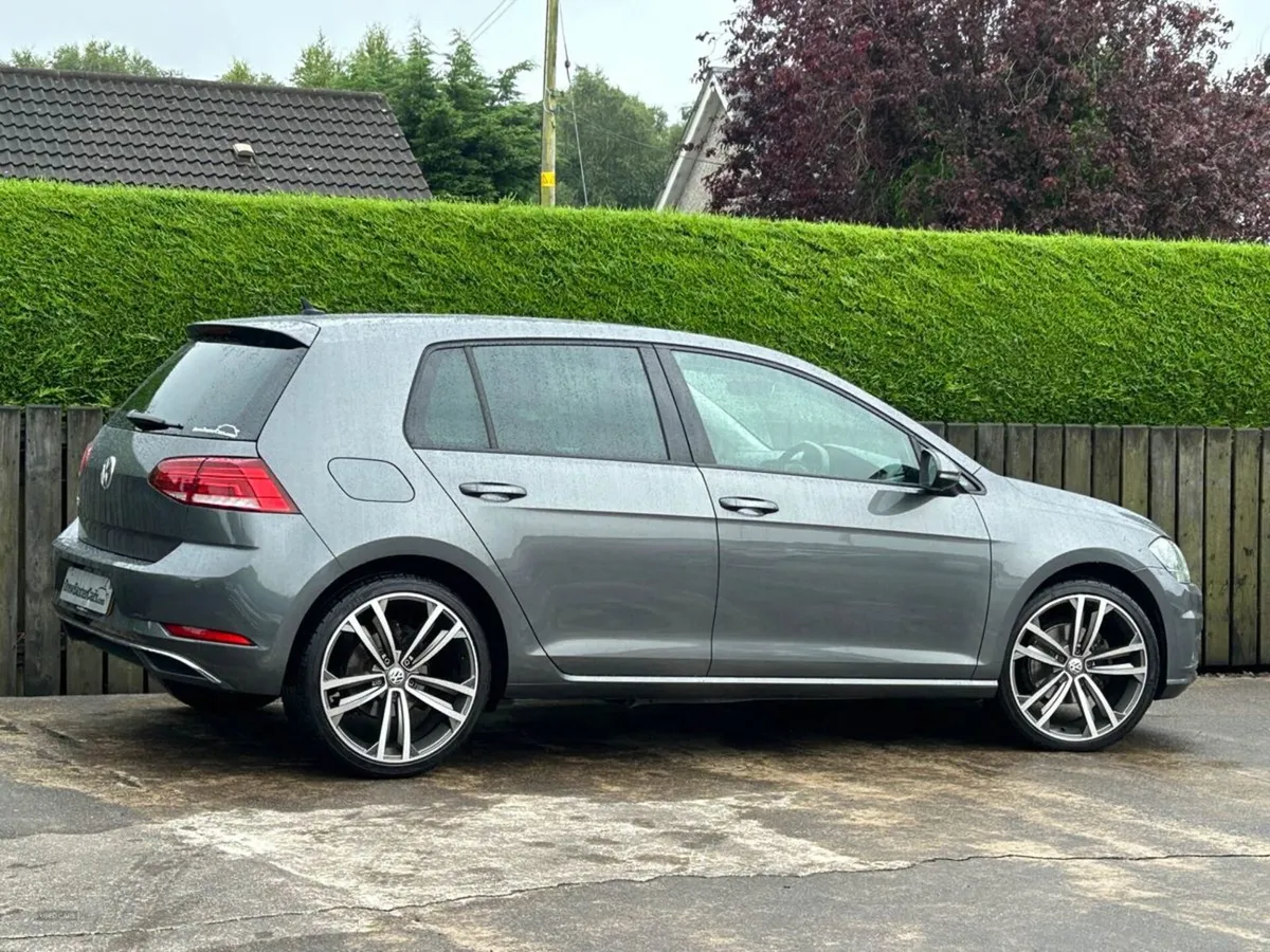 Volkswagen Golf Diesel Hatchback - Image 3