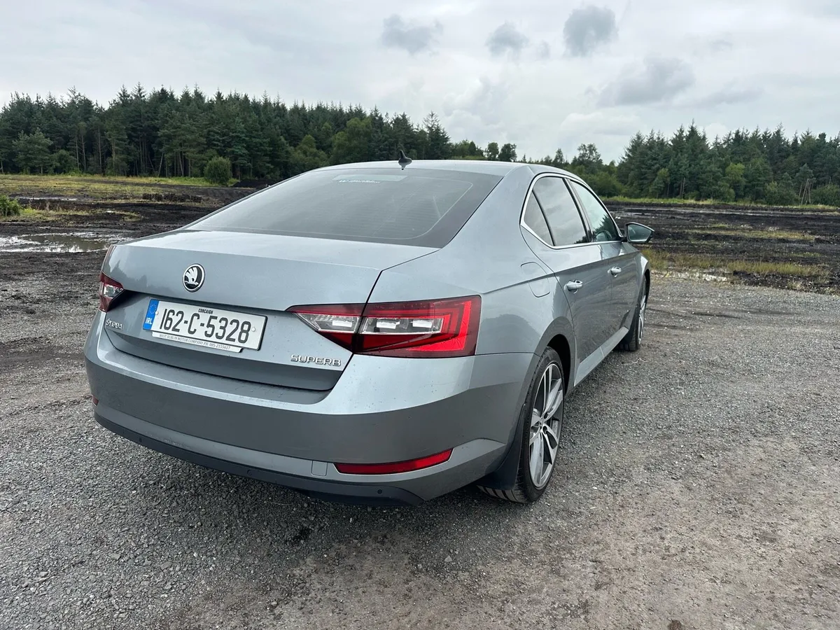 Skoda superb - Image 3