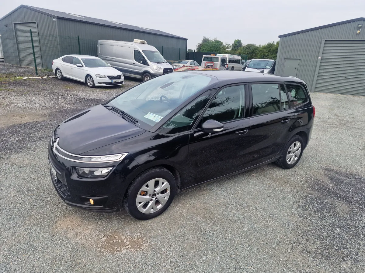 16 Citroen C4  1.6HDI .. 7 SEATER - Image 4