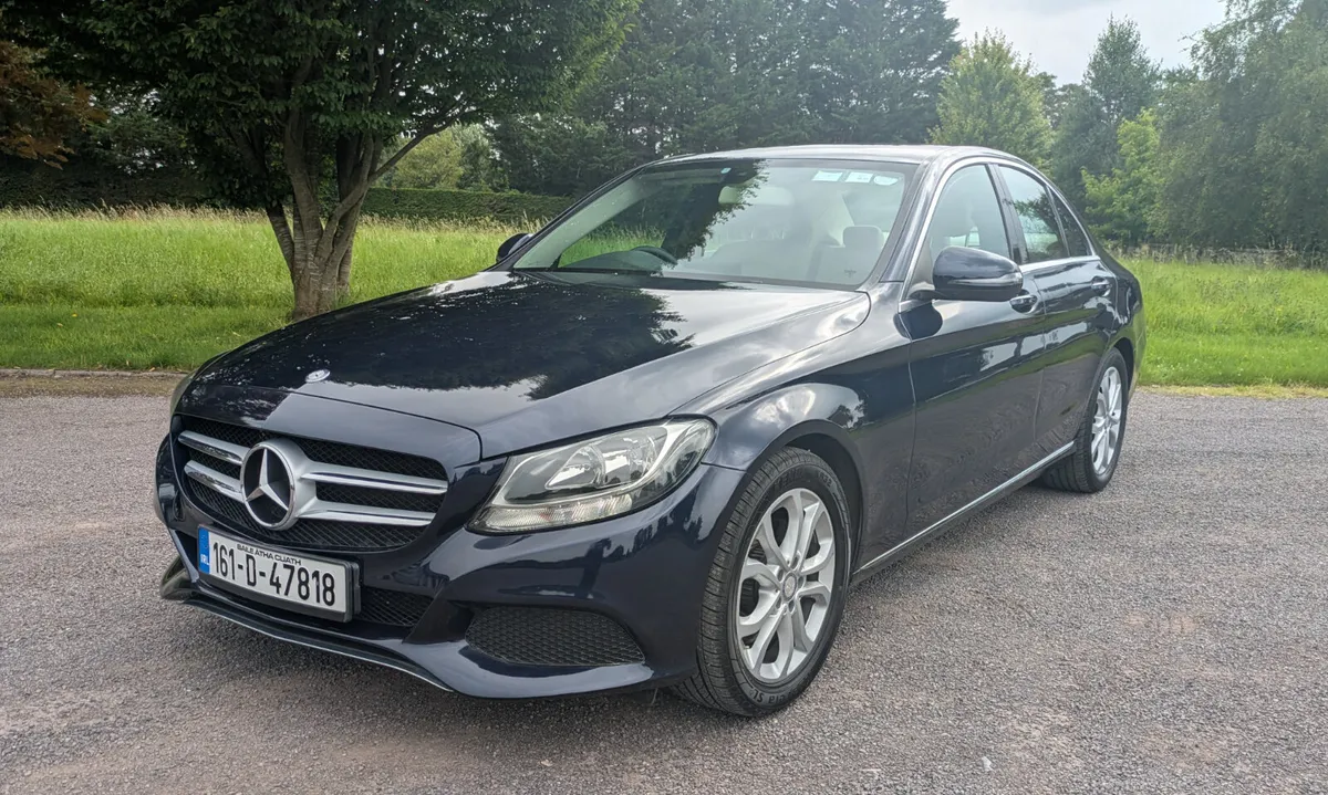 Mercedes-Benz C-Class Avantgarde Auto LOW KLMS - Image 4