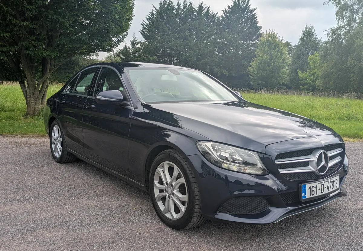 Mercedes-Benz C-Class Avantgarde Auto LOW KLMS - Image 1