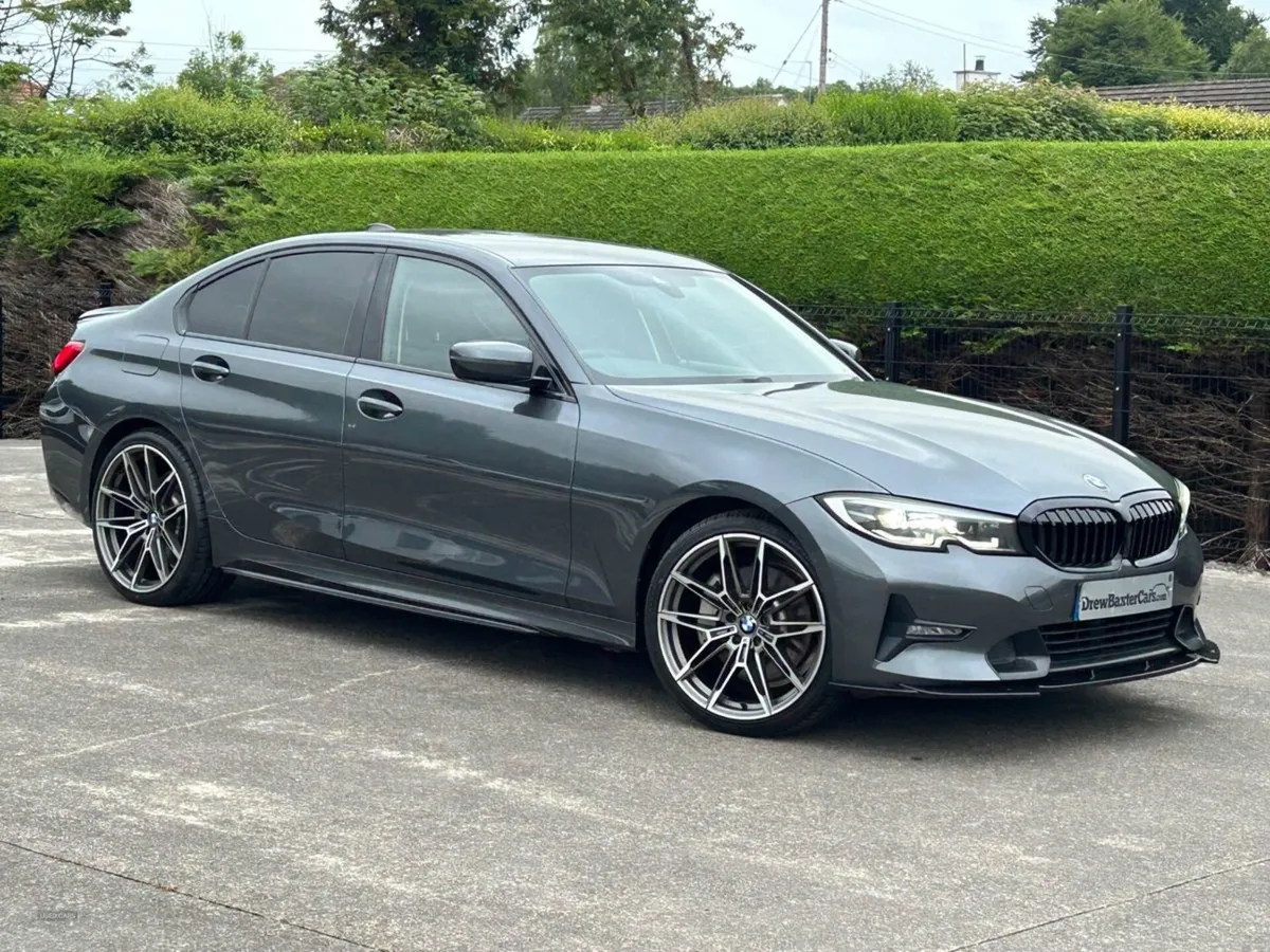 BMW 3 Series Saloon - Image 2