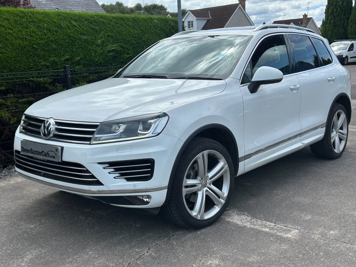 Volkswagen Touareg Diesel Estate - Image 4