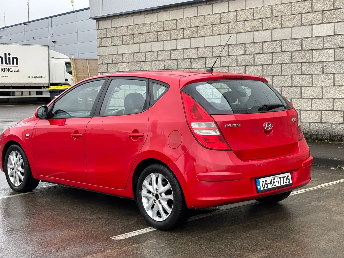 Hyundai i30 2009 New Nct - Image 3