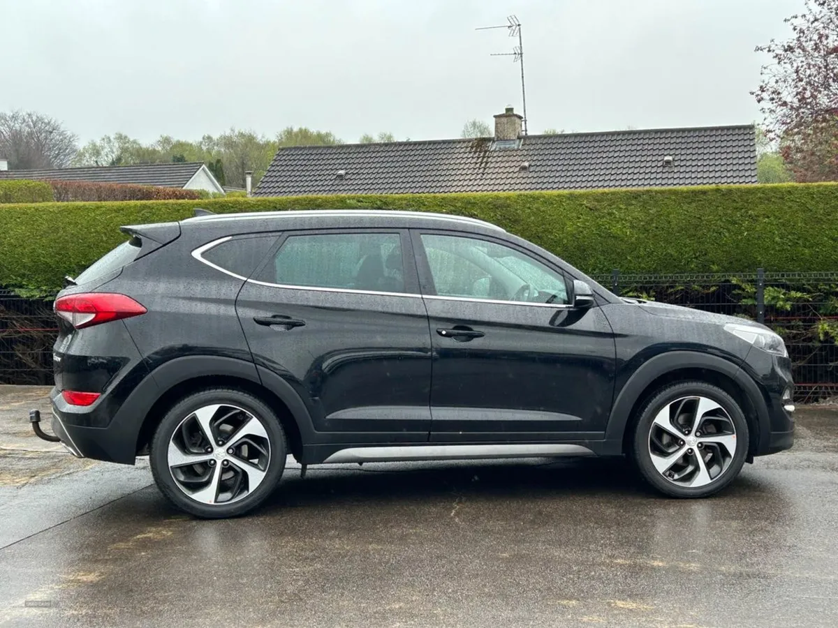 Hyundai Tucson Diesel Estate - Image 3