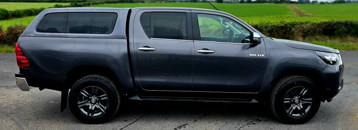 Toyota Hilux - Image 4