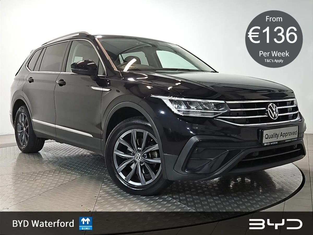 Volkswagen Tiguan Allspace Life  automatic Diesel - Image 1