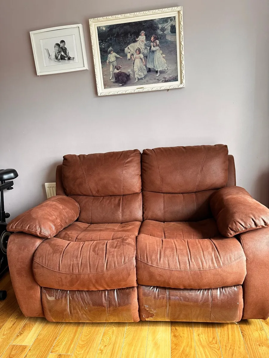 Couch - Image 3