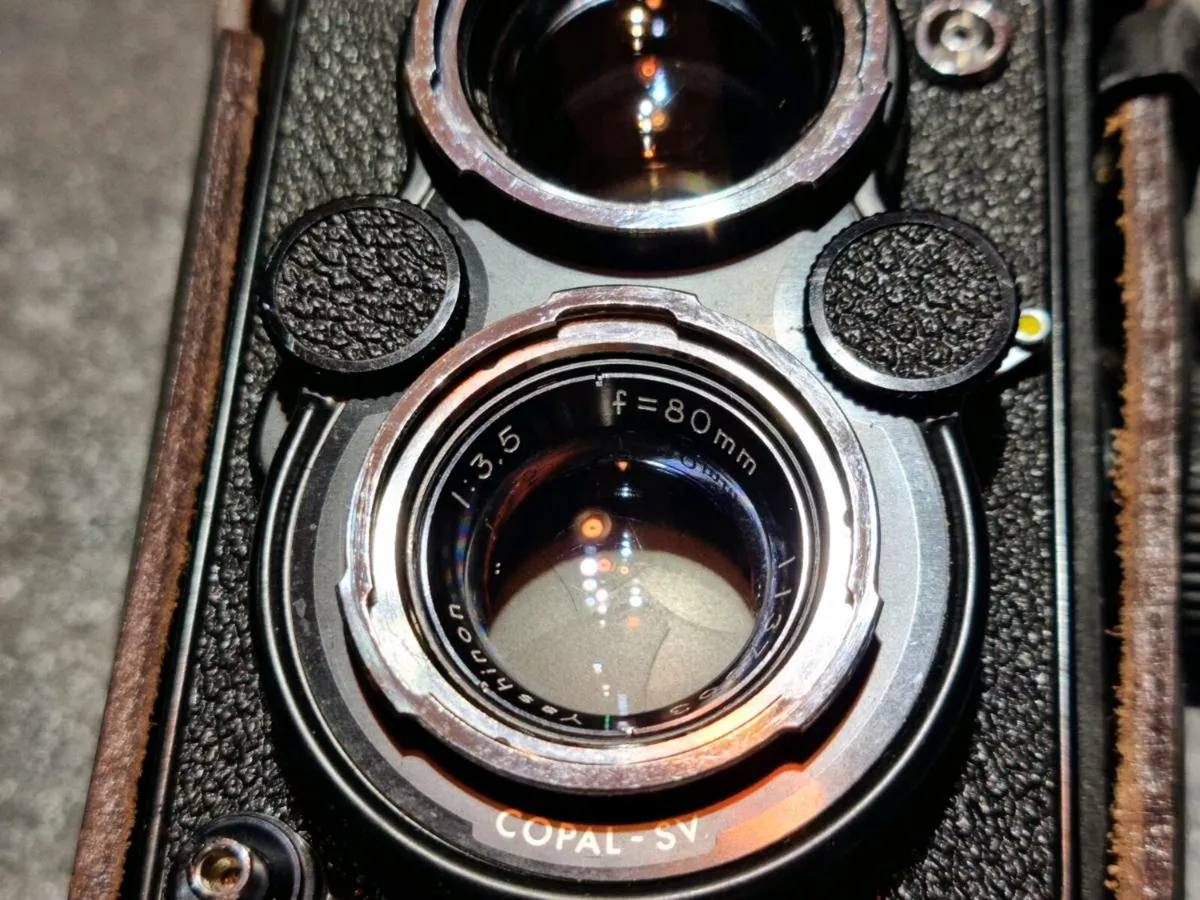 Yashica mat 124g - Image 2