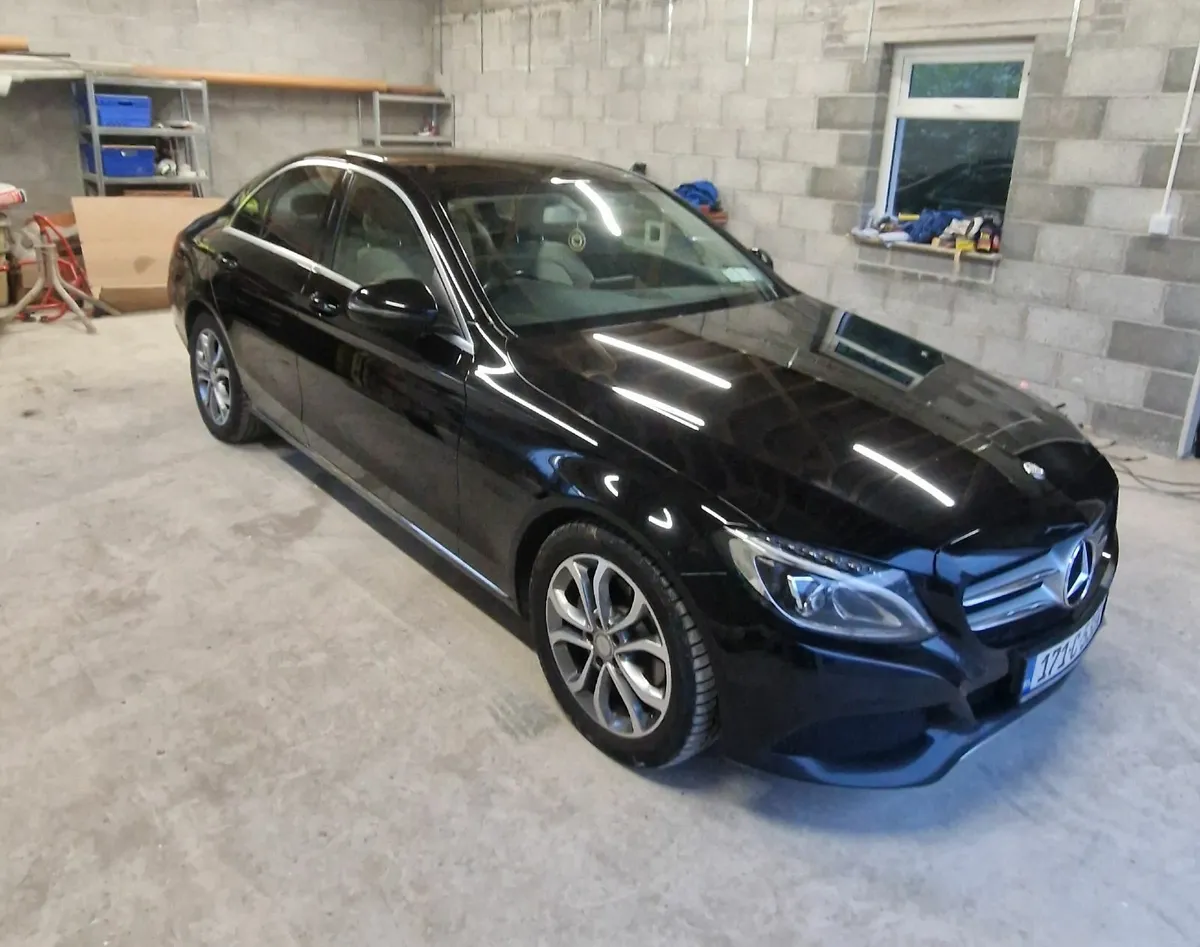 2017 Mercedes benz C200d advantgarde - Image 3