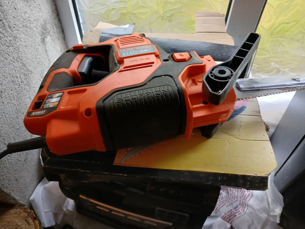 Electric Saw - Image 3