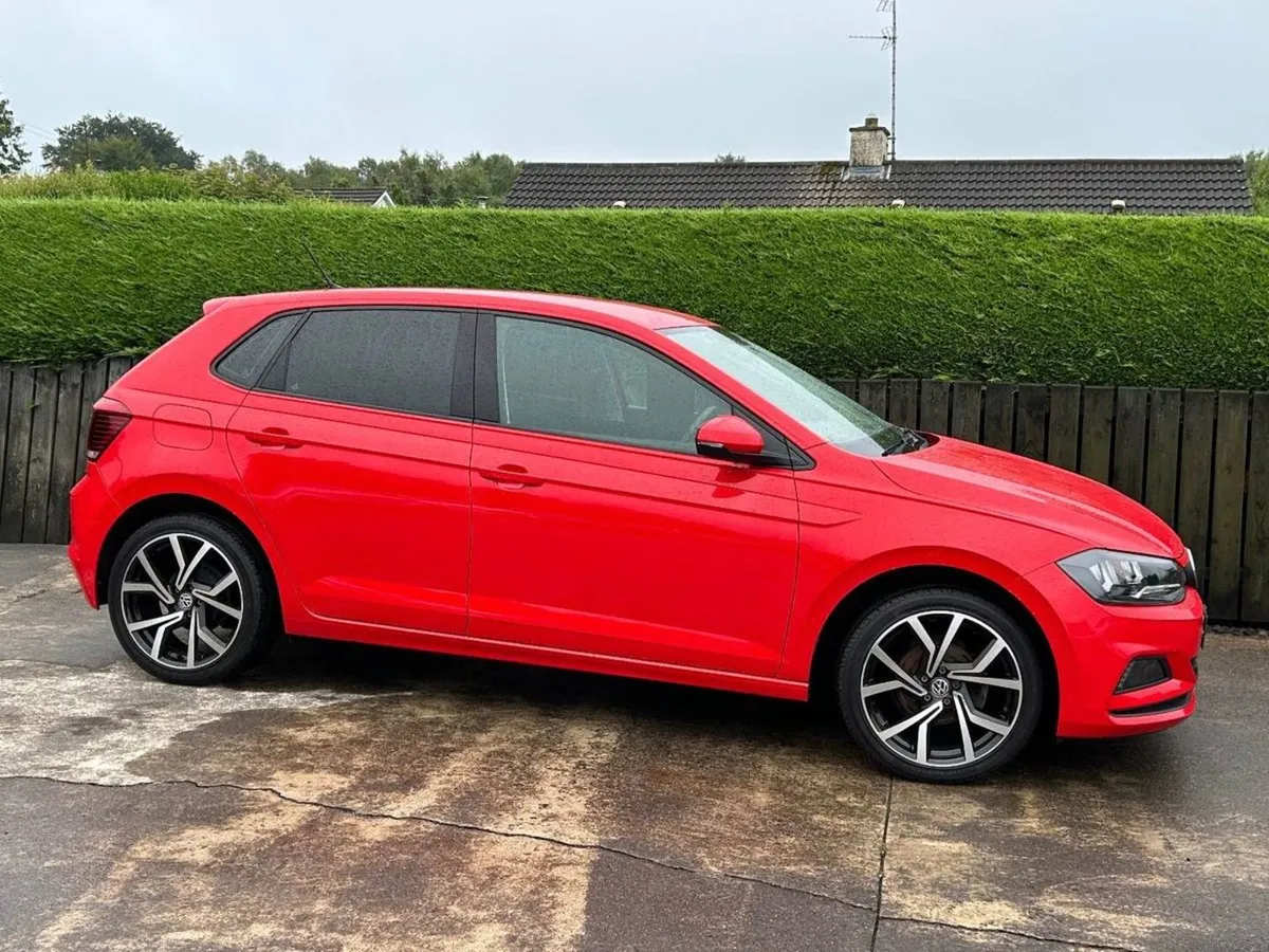 Volkswagen Polo Hatchback - Image 4