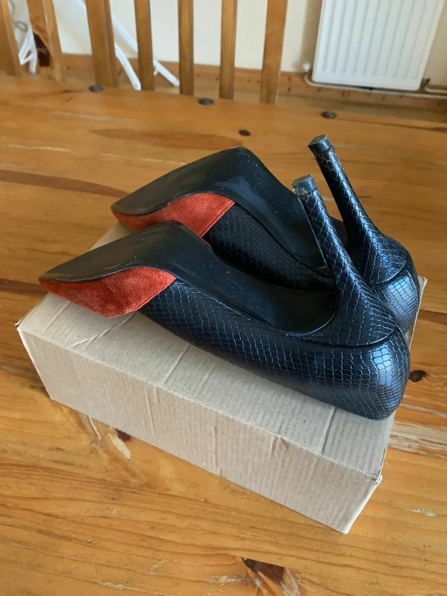 Zara Stiletto Leather Suede Shoes - Image 2