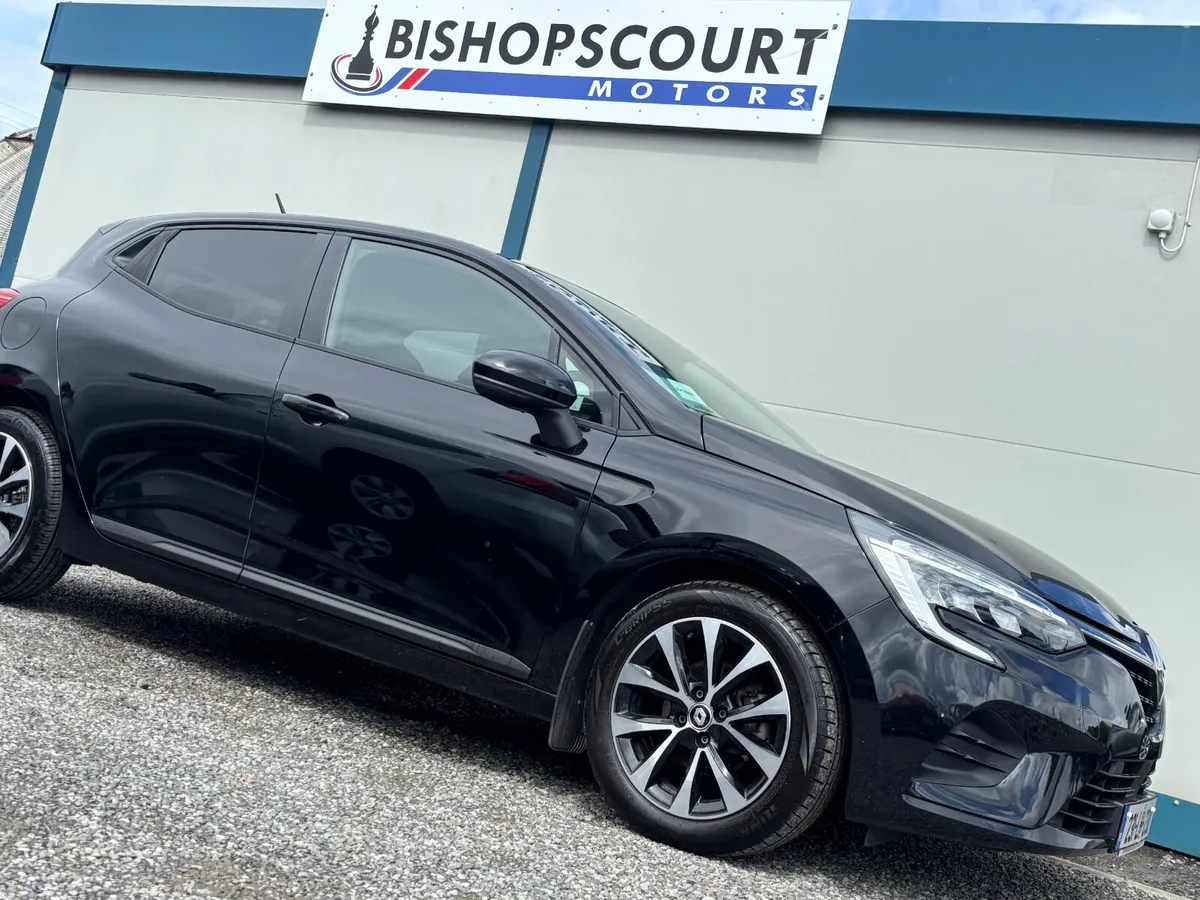 Renault Clio 2023 - Image 3