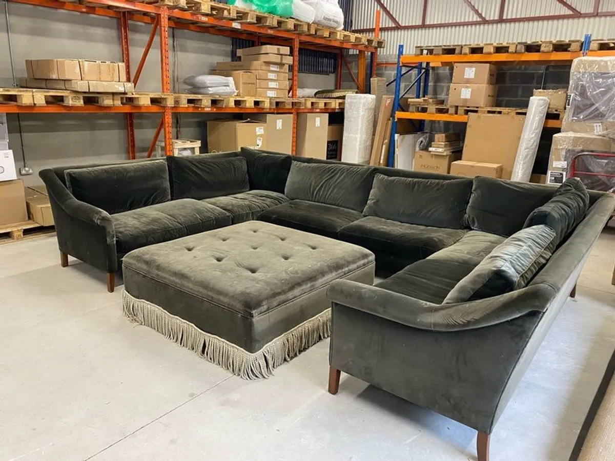 Traditional Sectional Sofa - Image 2