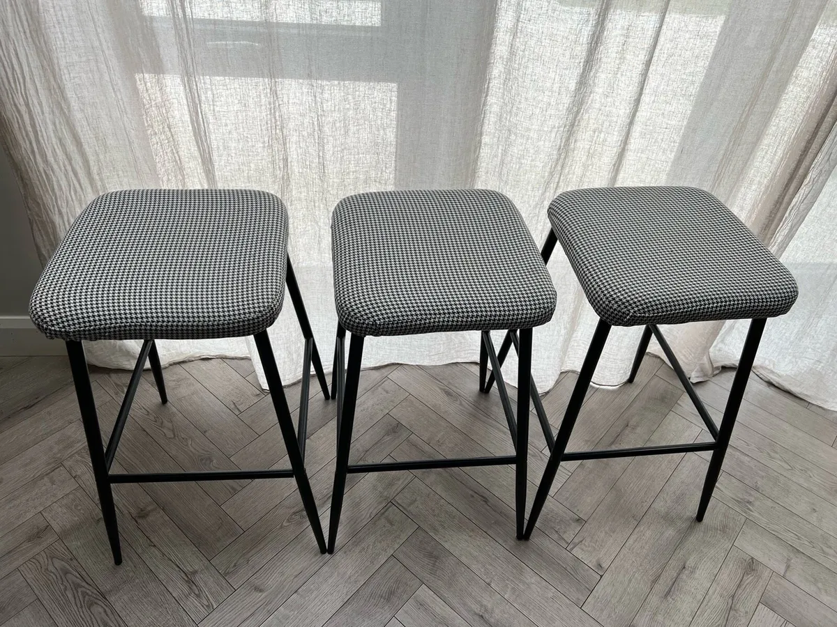 Kitchen Island Stools - Image 3