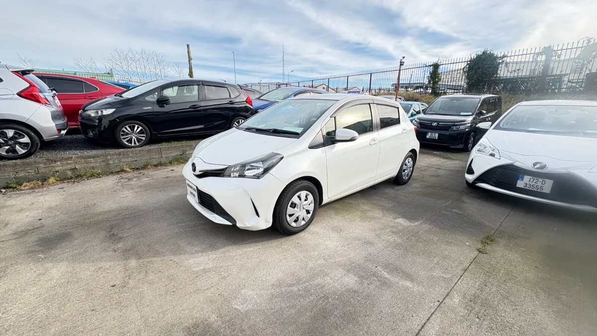 Toyota Vitz 1.3 Petrol Auto 2016 - Image 3