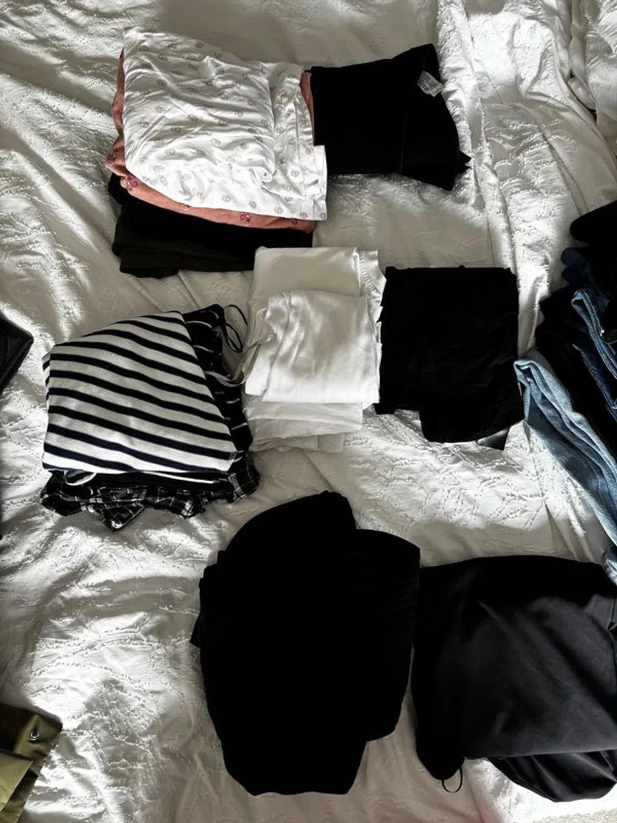 maternity clothes size 10 - Image 2