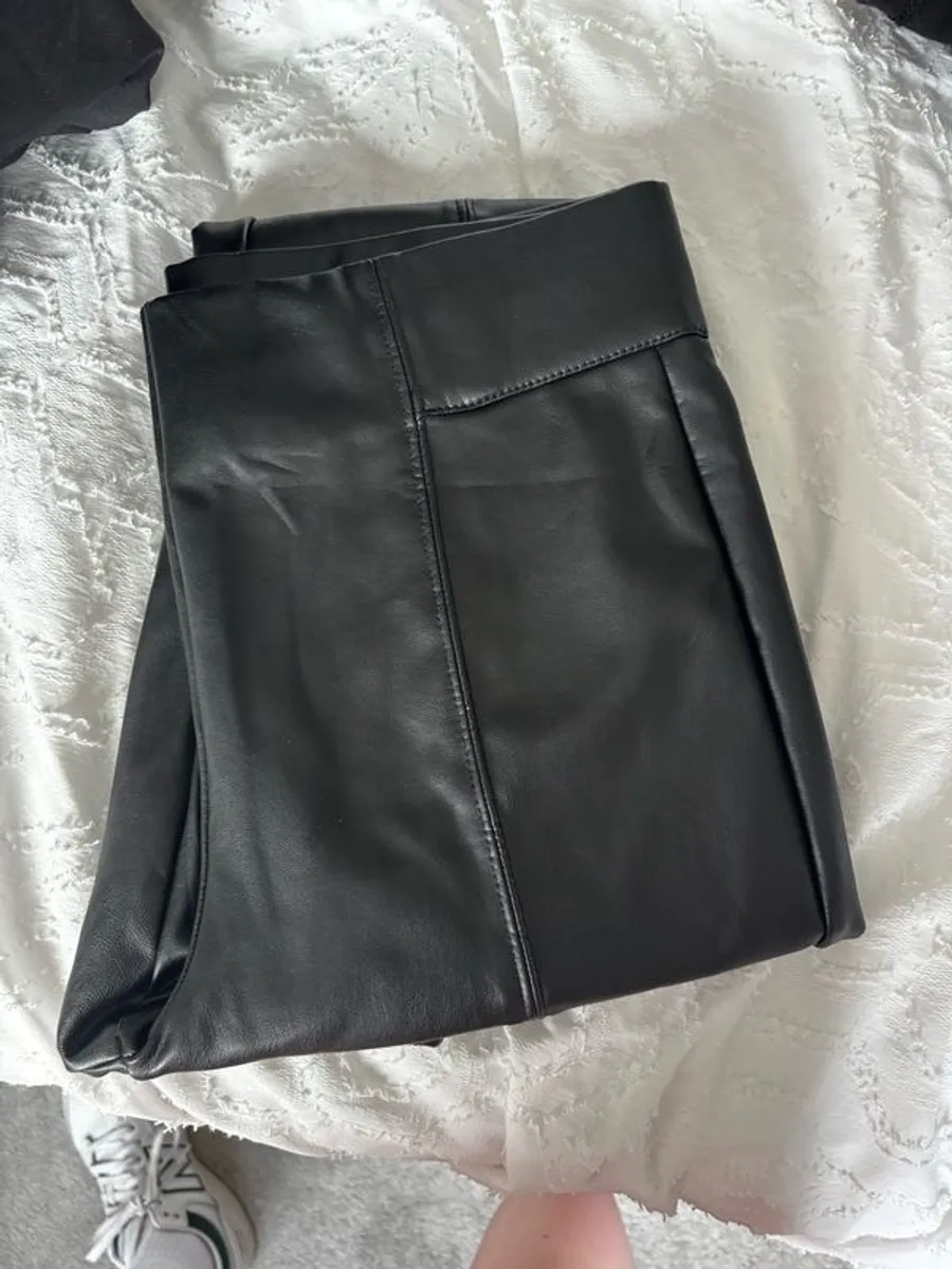 maternity clothes size 10 - Image 4