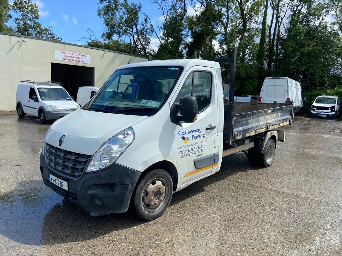 Renault Master 2011 - Image 1