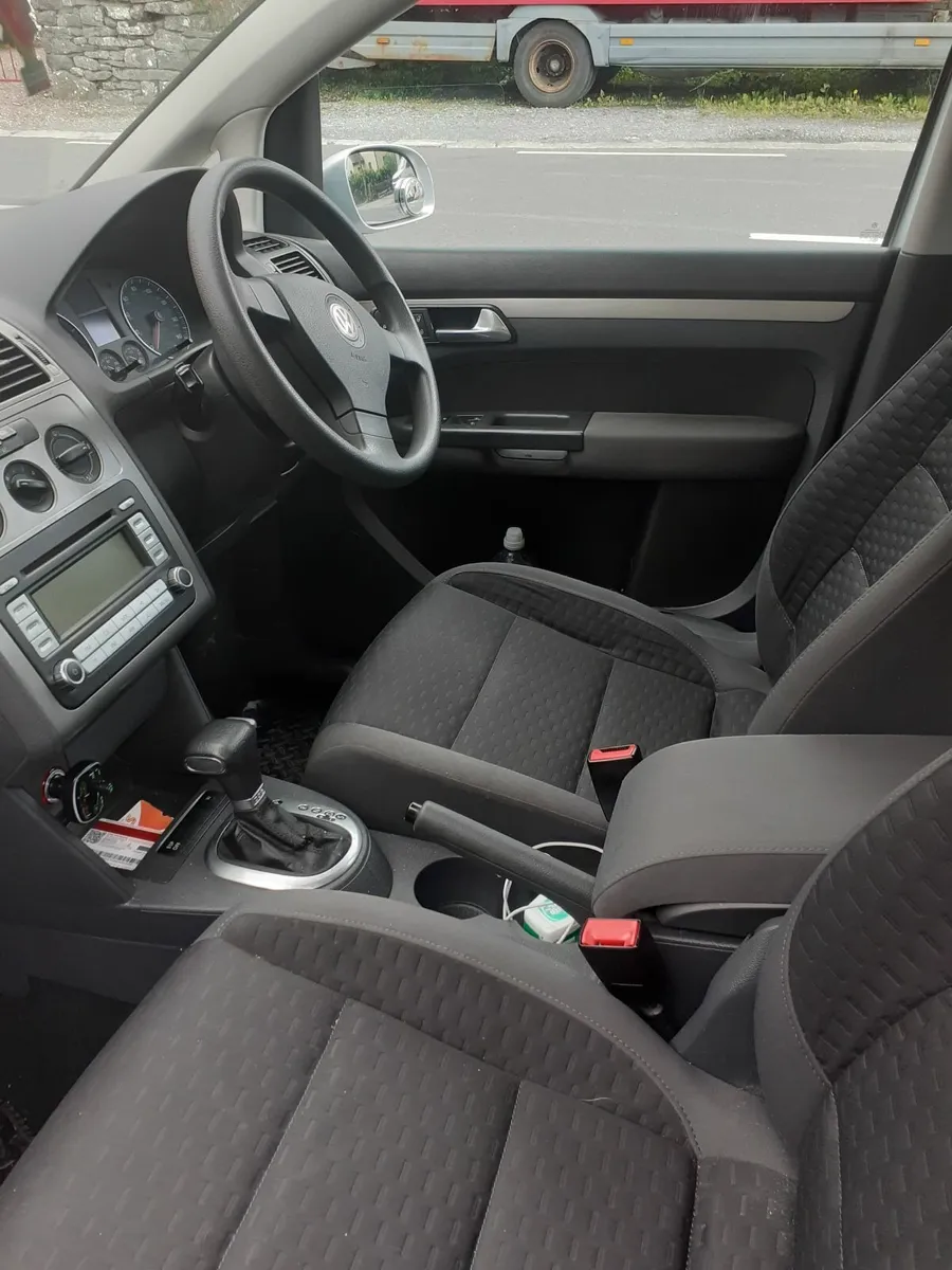 Volkswagen Touran 2008 Automatic - Image 3