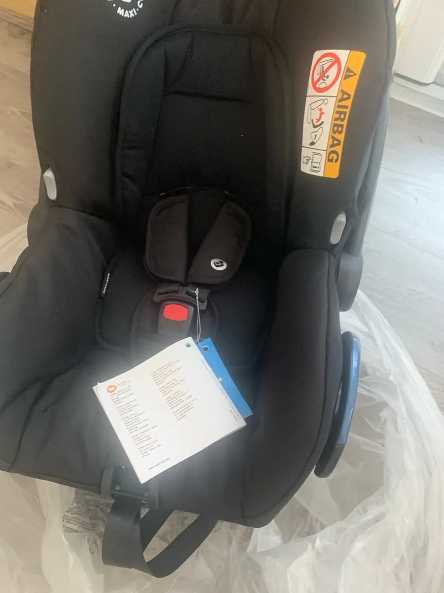 New Baby car seat