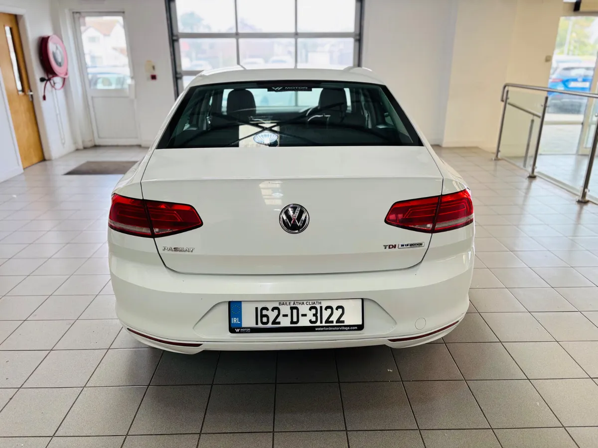 Volkswagen Passat 2016 - Image 4