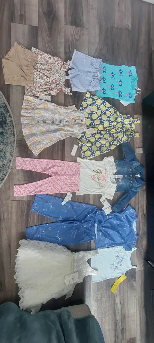 Girls clothes 2-3 years old