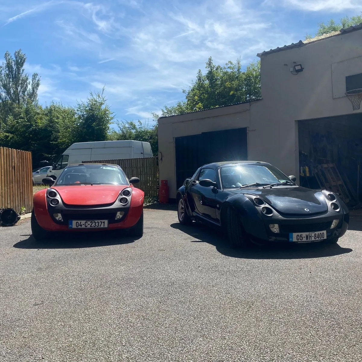 2x Smart Roadster - Image 1