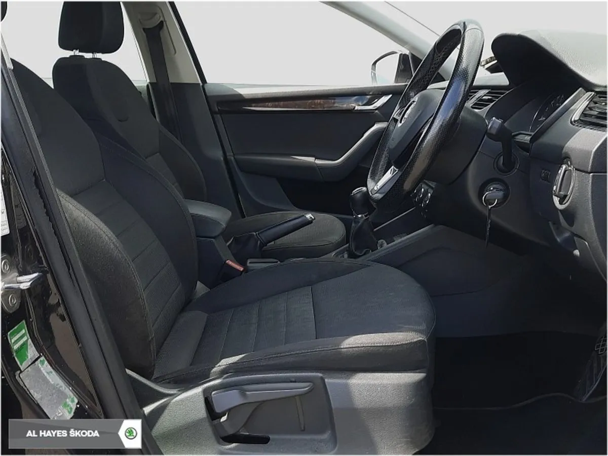 Skoda Octavia  style Model  1.6tdi 110HP - Image 4