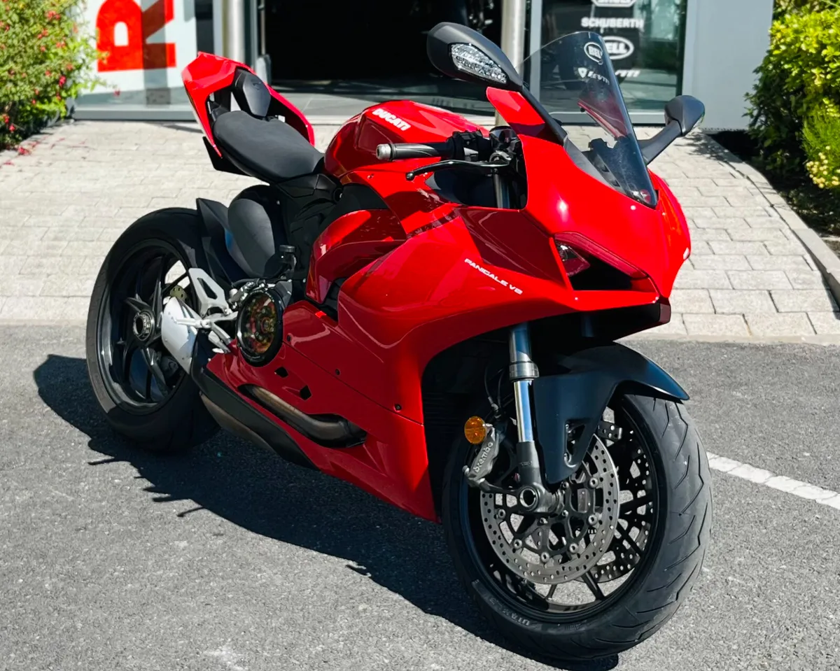 DUCATI PANIGALE V2 - Image 2