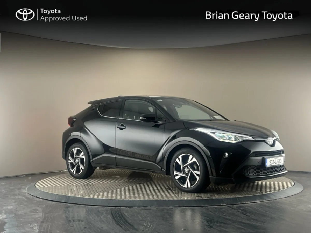 Toyota C-HR HYBRID SPORT - Image 1