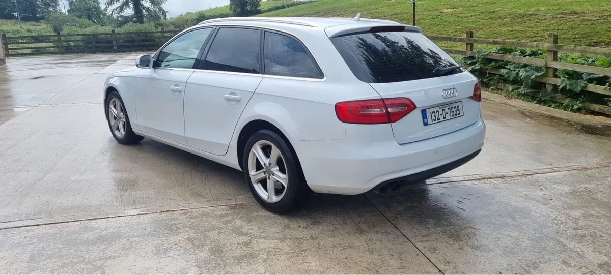 132 Audi A4 is 2.0 TDi Auto Tax and NCT - Image 4
