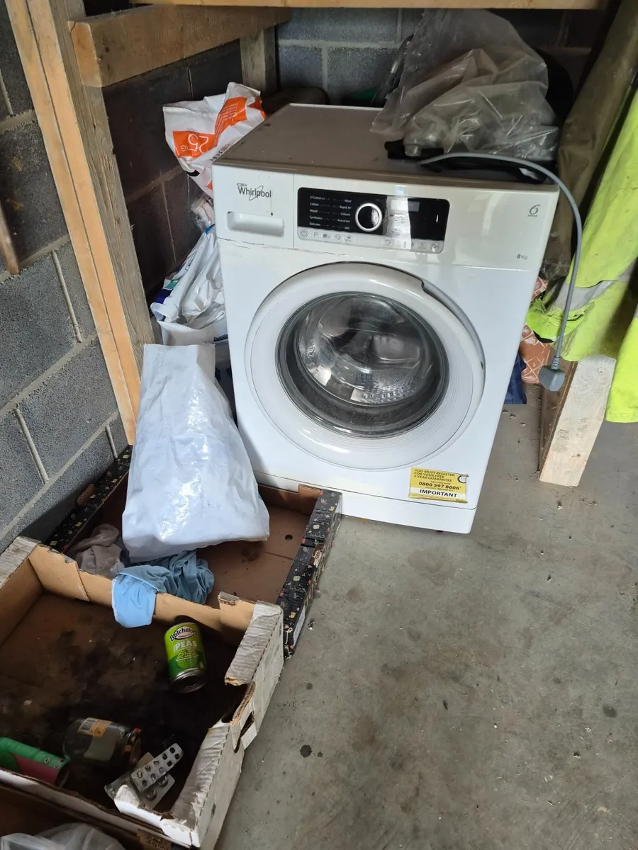Washing machine - Image 1