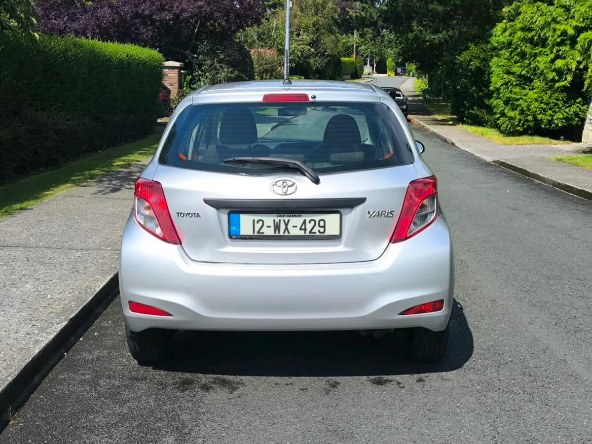2012 YARIS NCT 01/2026. TAX 07/2025 - Image 4