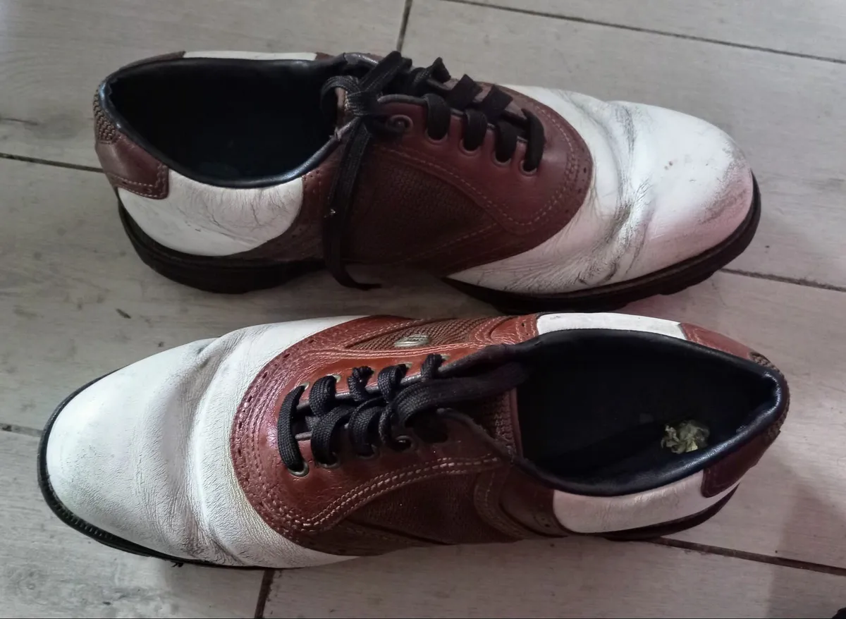 golf shoes uk11 - Image 1