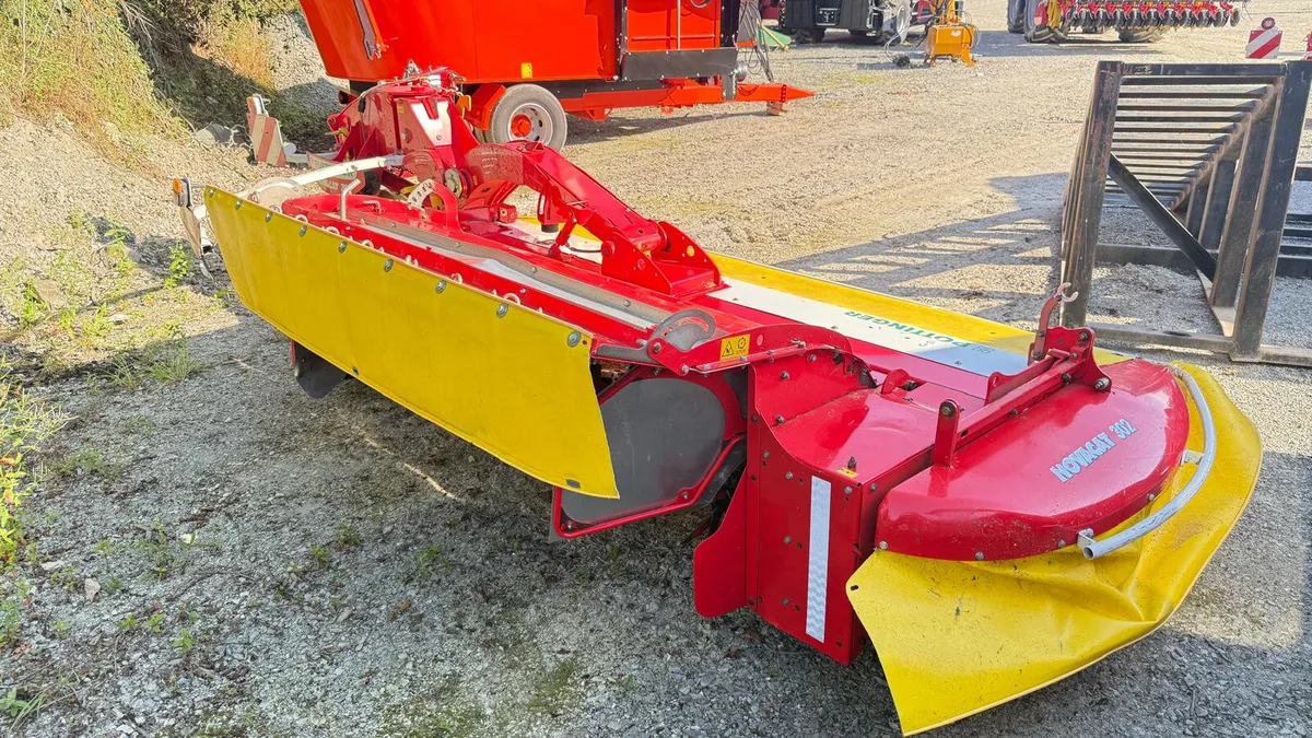 Pottinger Novacat 302 ED - €8,500 + VAT - Image 3