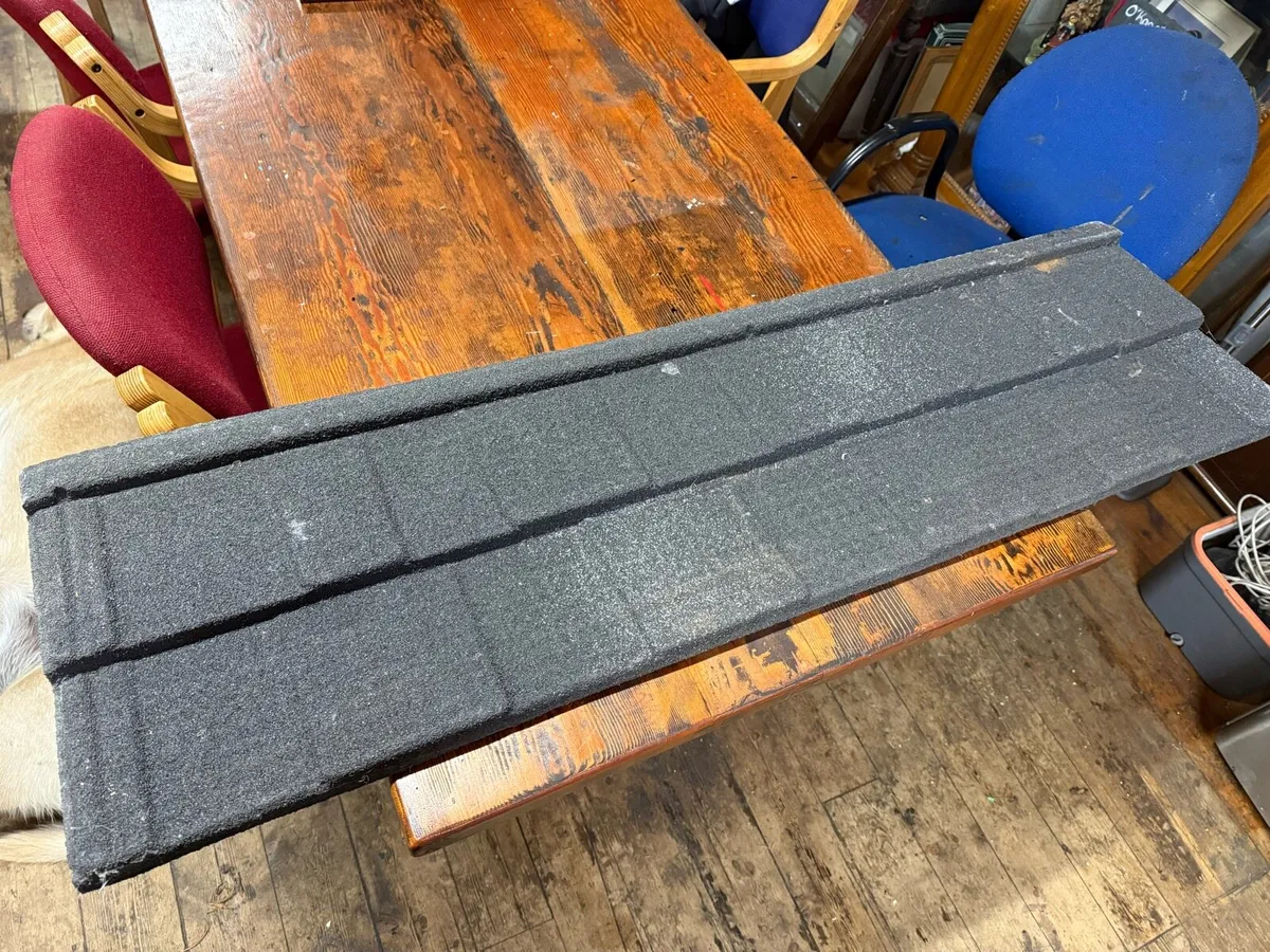 Bargain tile effect grey cladding. 50 meters. £400 - Image 1