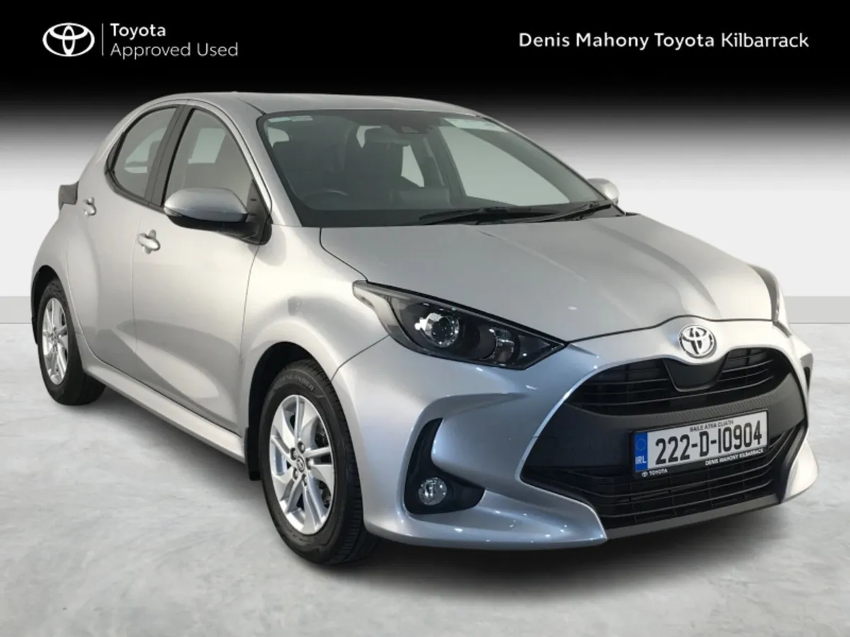 Toyota Yaris 1.0 LUNA - Image 1