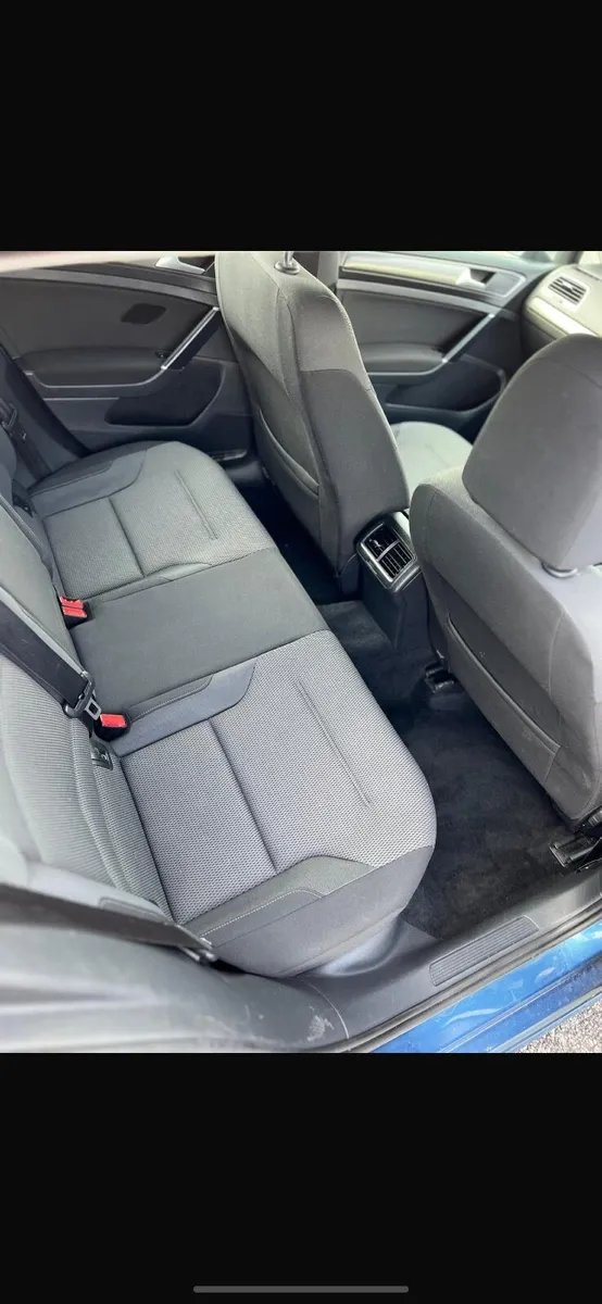 Volkswagen Golf 2013 - Image 2
