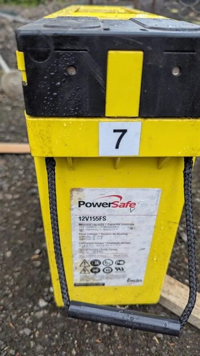 Battery 155 AH - Image 1