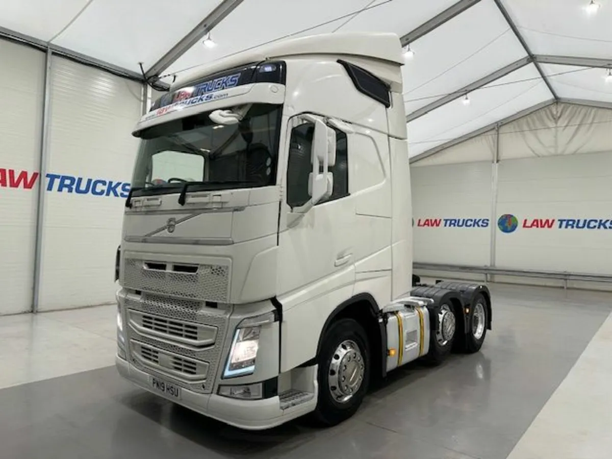 Volvo FH 460 6x2 Midlift Tractor Unit - Image 1