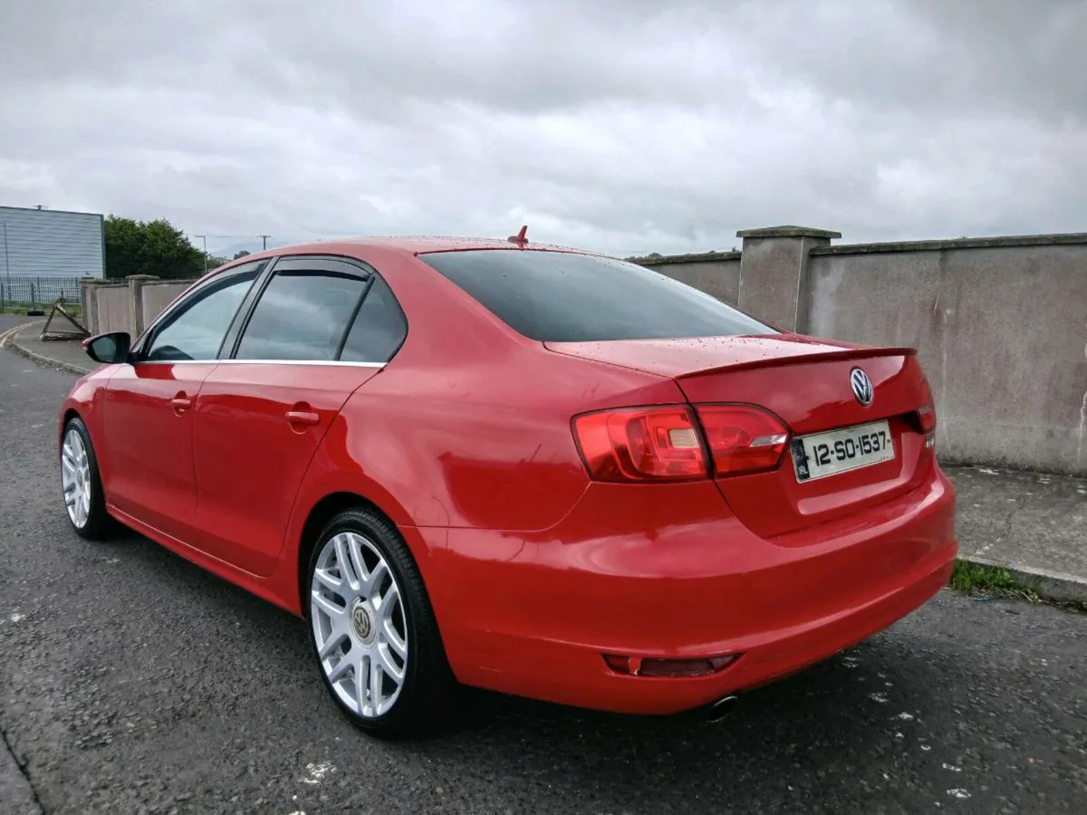 Volkswagen jetta - Image 4