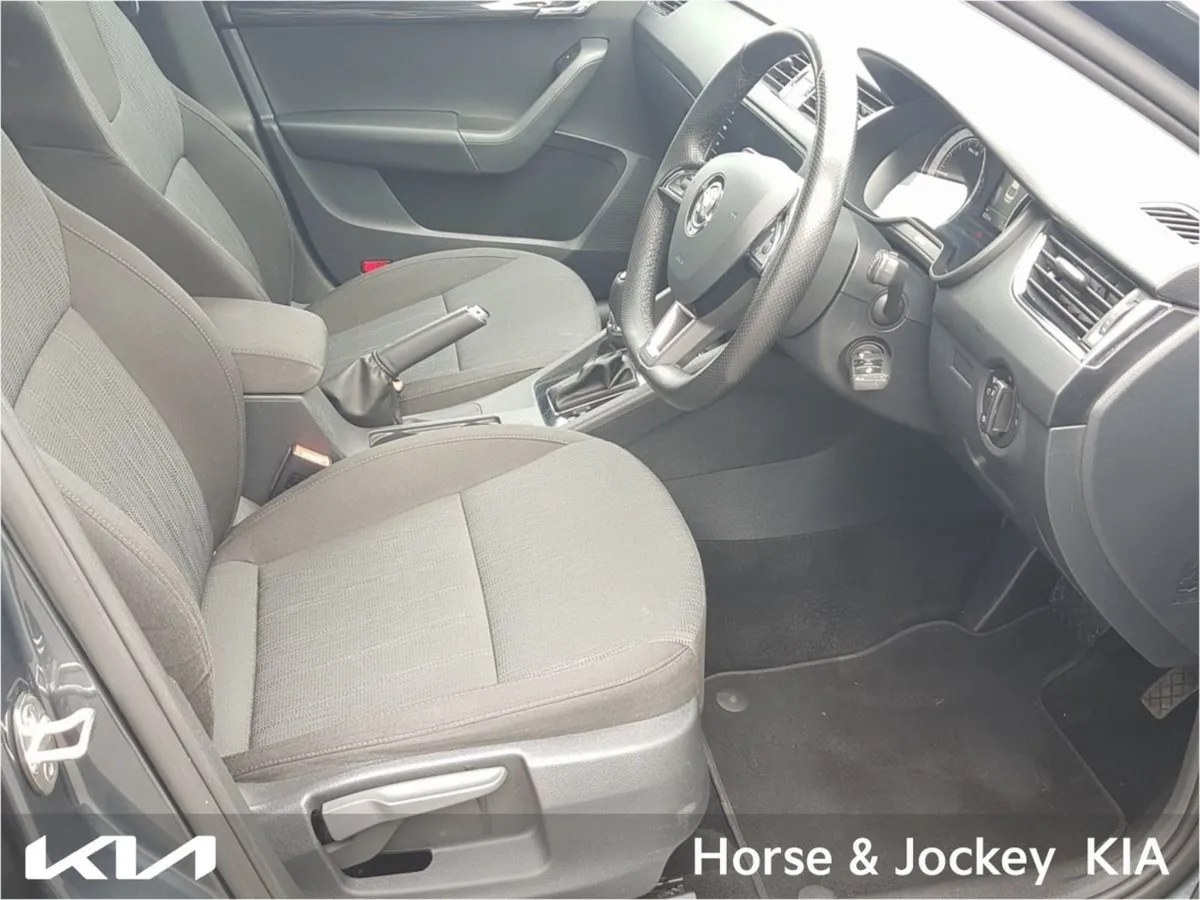 Skoda Octavia Style 1.6tdi 115HP DSG - Image 3