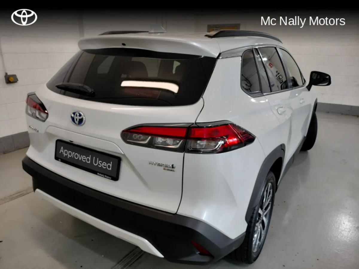 Toyota Corolla Cross HYBRID SPORT LOW KMS FREE SER - Image 3